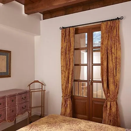 Altido Provencal House * Côme